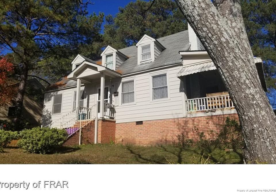 2nd image of 127 Buckingham Ave