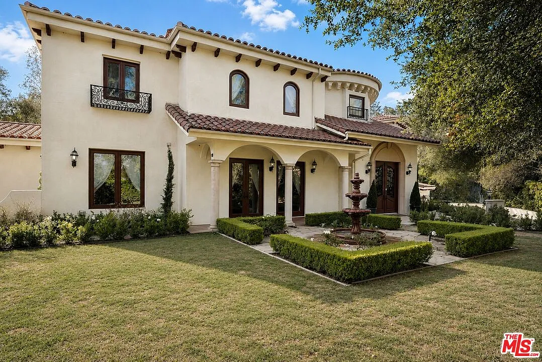6 bed, 5.5 bath, 10411 sqft, $22,000 — Photo 4