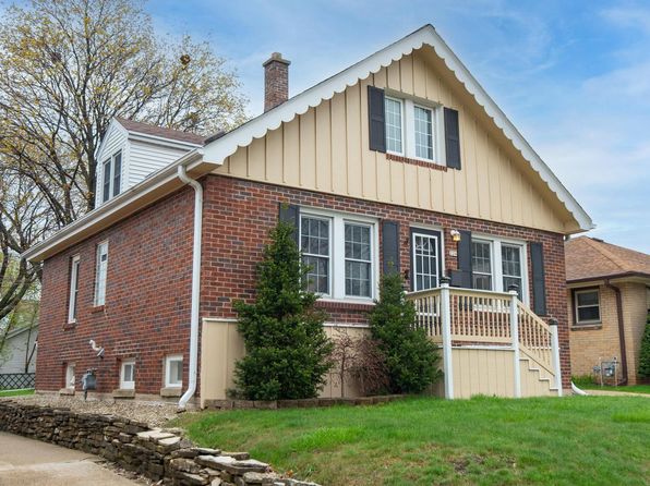 224 South 77th STREET, Milwaukee, WI 53214