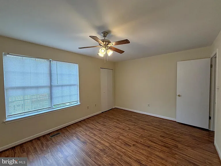 4100 Hunters Hill Cir — Photo 7