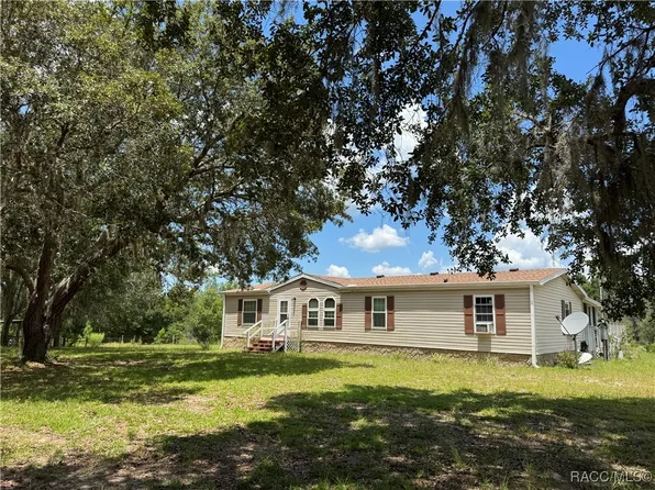 7183 E Shady Nook Ct, Floral City, FL 34436