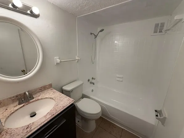 5325 Curry Ford Rd APT D104, Orlando, FL 32812