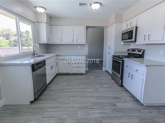 5th image of 3464 Toquima Cir