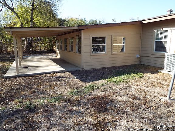 5th image of 334 Basswood Dr