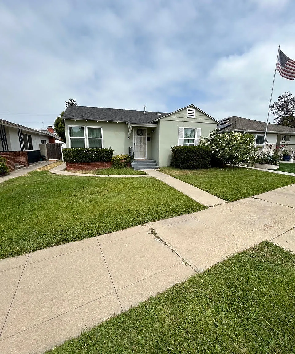 2 bed, 650 sqft, $3,800 — Photo 1