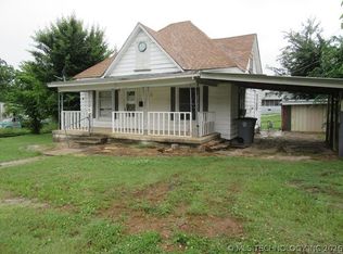 1000 N 6th St, Quinton, OK 74561
