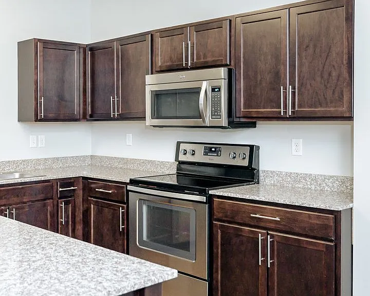 Kascade Place Apartments — Photo 85