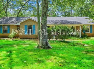 2049 Surrey Ln, Roanoke, VA 24012