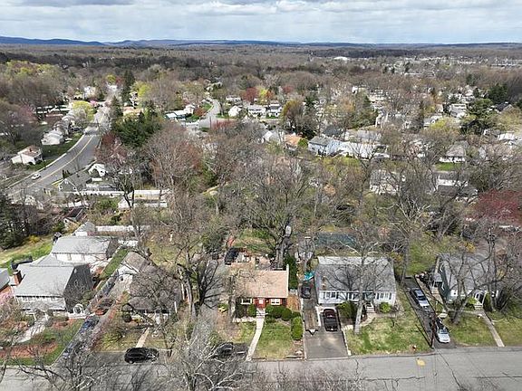 4th image of 26 Zimmer Ave