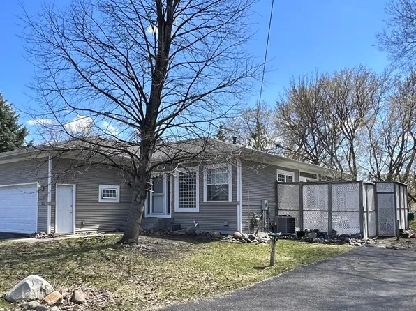 303 Lexington Pkwy S, Saint Paul, MN 55105
