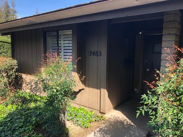 2483 American River Dr, Sacramento, CA 95825