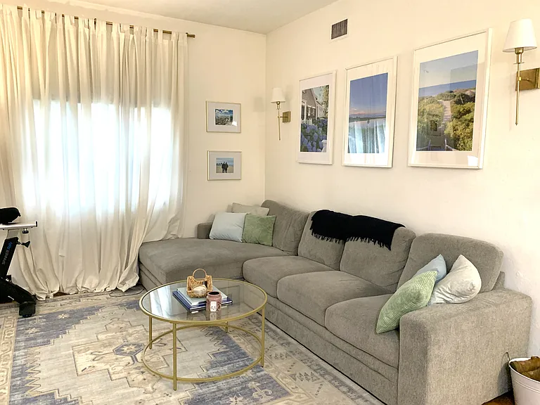 154 F St #1 — Photo 2