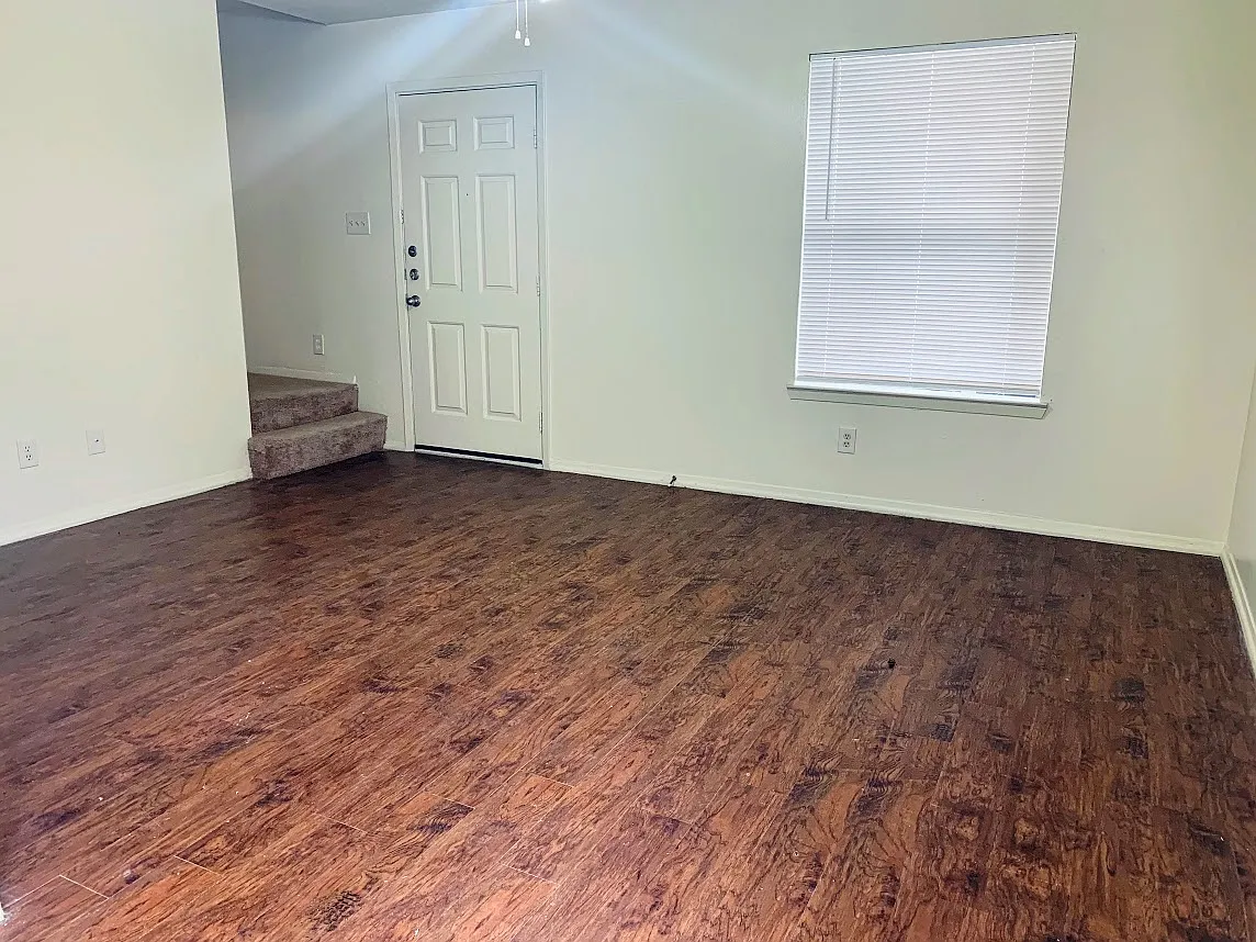 1008 Verde — Photo 3