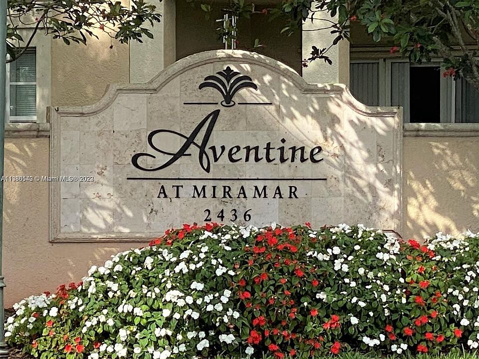 1st image of 2582 Centergate Dr APT 305