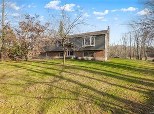 211 River Rd, Walden, NY 12586