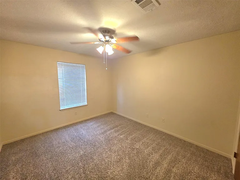 1615 Hazelwood St #A — Photo 10