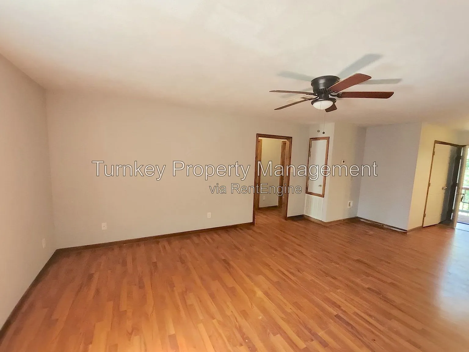 2 bed, 1.0 bath, 918 sqft, $750 — Photo 4