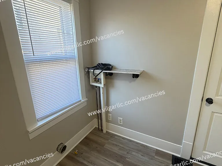 1201 Manhattan St — Photo 41