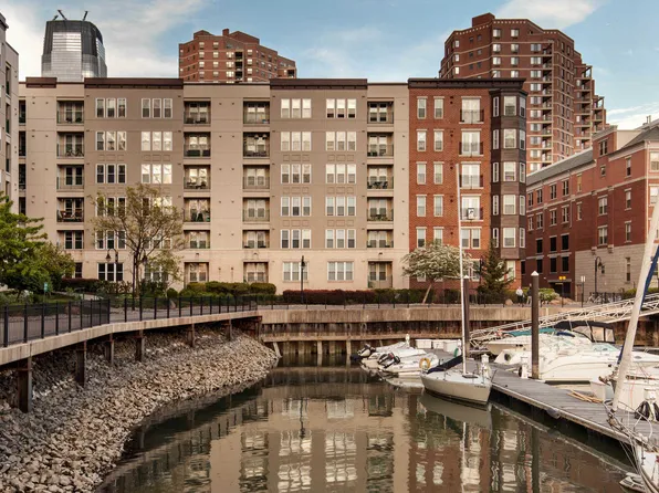 131 Dudley Street image 4 of 40