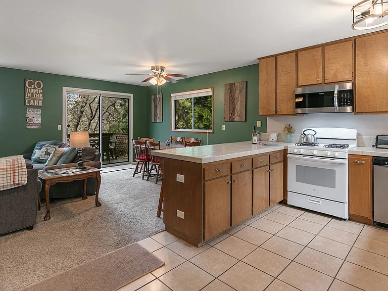 26412 Lake Forest Dr — Photo 12