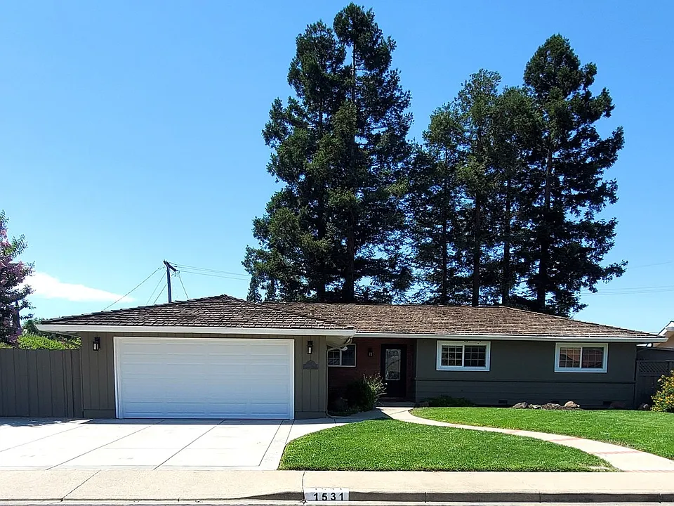 1531 American Beauty Dr