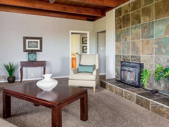 4th image of 1708 Terrace Dr