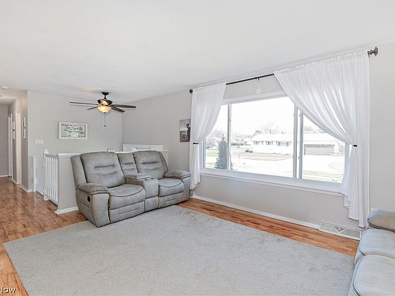 4th image of 3529 Hunter Dr