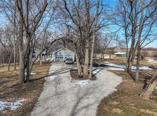 19750 Stranger Rd, Leavenworth, KS 66048