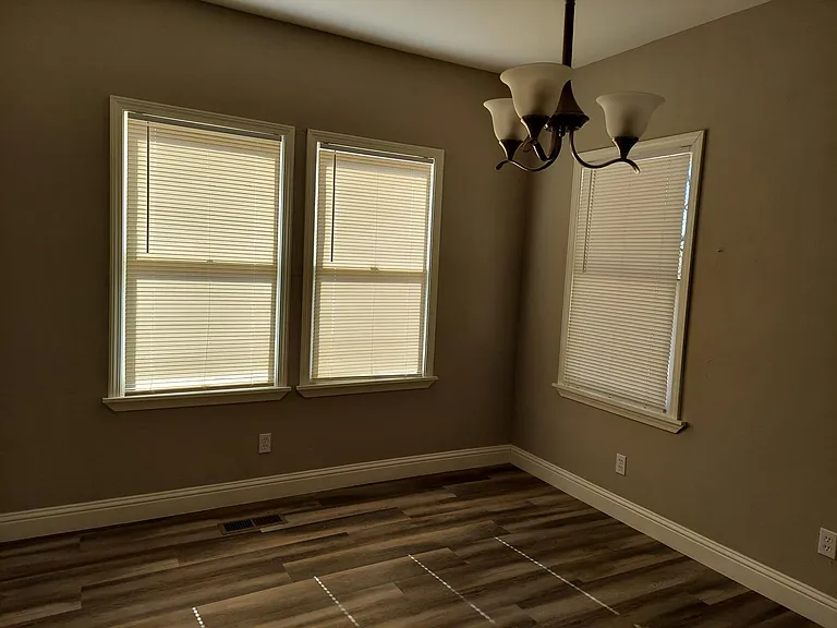 2800 N Robinson Ave #1 — Photo 17