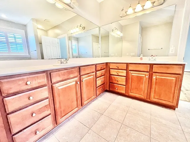 606 Trillium Ct — Photo 20