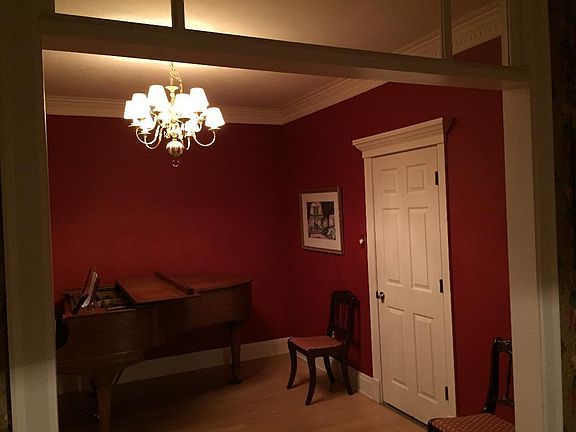 5th image of 634 Hernando Pl