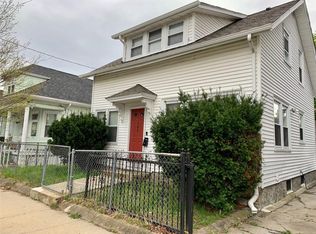 140 Babcock St, Providence, RI 02905