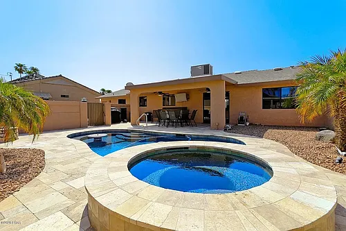2557 Sunkentree Dr Photo 1