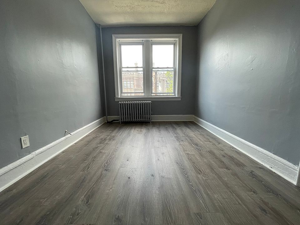 2nd image of 662 Avenue A #12E