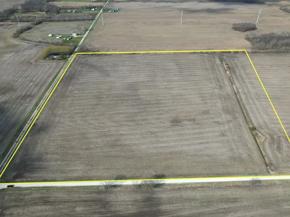 2 W 5000n Rd, Wilmington, IL 60481