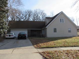 114 Tenbrook Dr, Crown Point, IN 46307