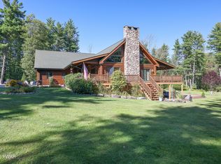 22 Schelbert Rd, Newfoundland, PA 18445