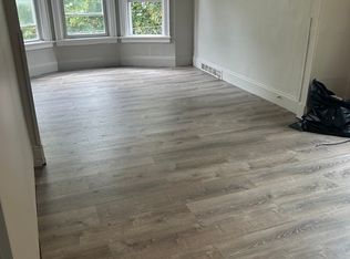 81 19th St, Buffalo, NY 14213