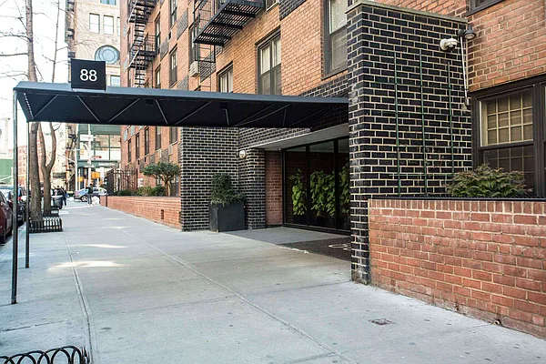 Sold by Sphere RE | media 7