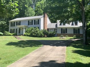 1605 Deerfield Dr, Clarksville, TN 37043