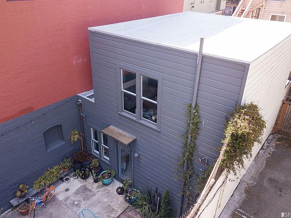 2nd image of 1217-1221 Fell St