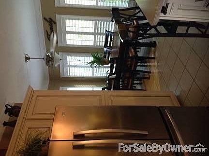 5th image of 145 Kensington Dr
