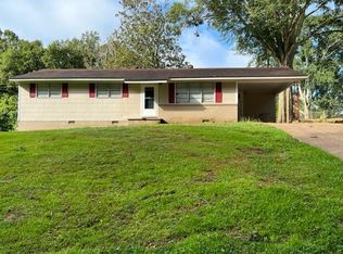 106 Maple Dr, Natchez, MS 39120
