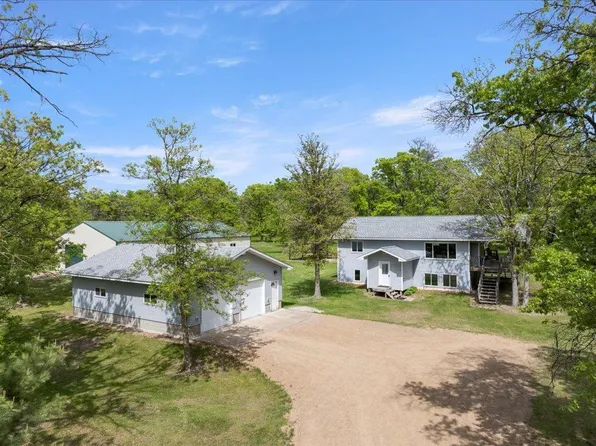 886 28th Ave SW, Backus, MN 56435