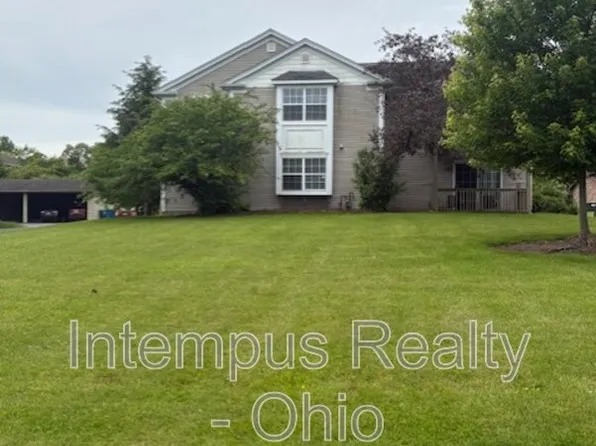 3835 Indian Run Dr #6, Canfield, OH 44406