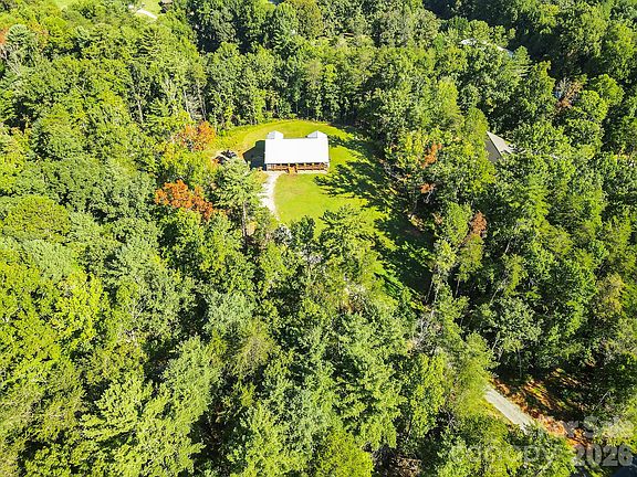 5th image of 335 Jamesview Rd