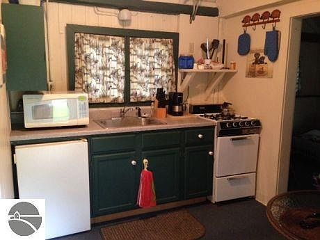 4th image of 433 S Shabwasung St #2