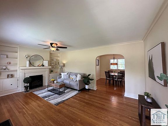 4th image of 469 Woodlawn Dr
