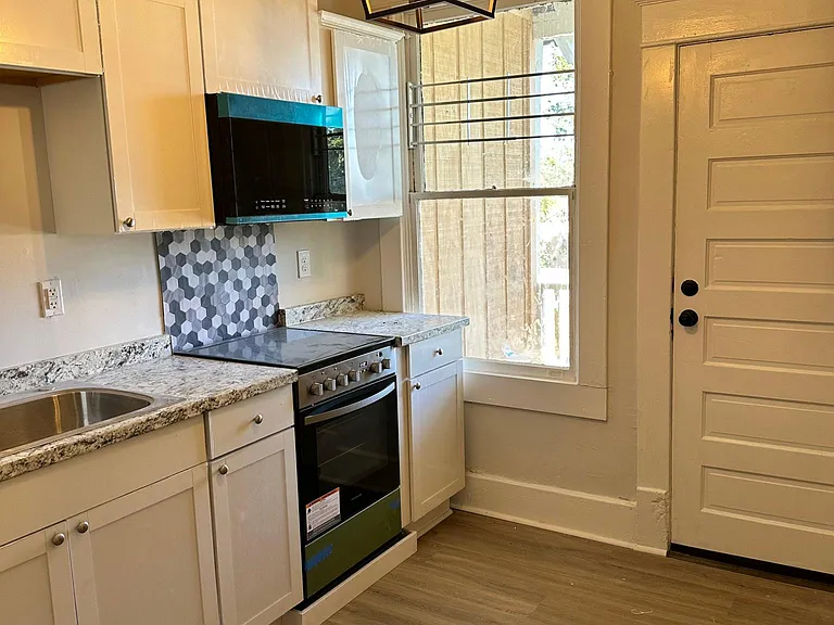 251 Broad St #251 — Photo 22