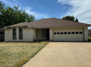 2403 Lazy Ridge Dr, Killeen, TX 76543